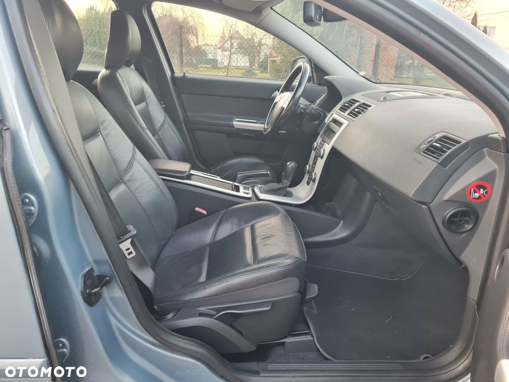 Volvo V50 1.6D DPF DRIVe Momentum - 13