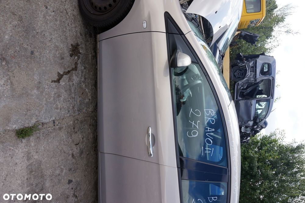 DRZWI PRZEDNIE LEWE BRAVO II 5D HB 279  BEŻOWY FIAT 2007-2014 - 1