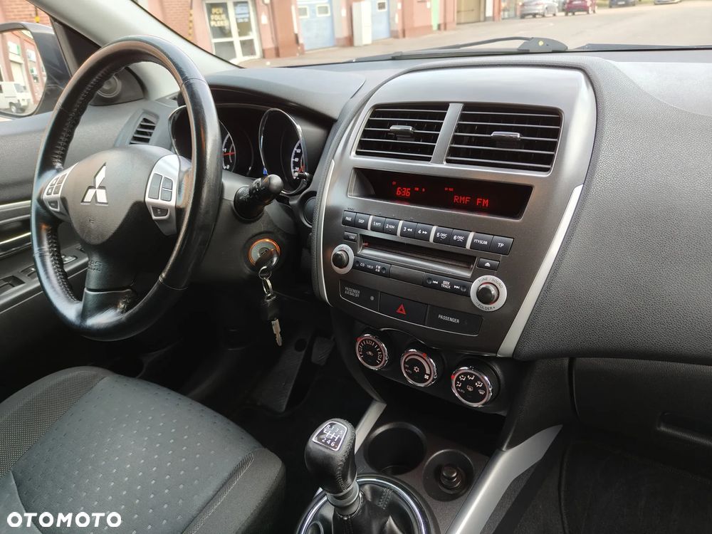 Mitsubishi ASX - 25