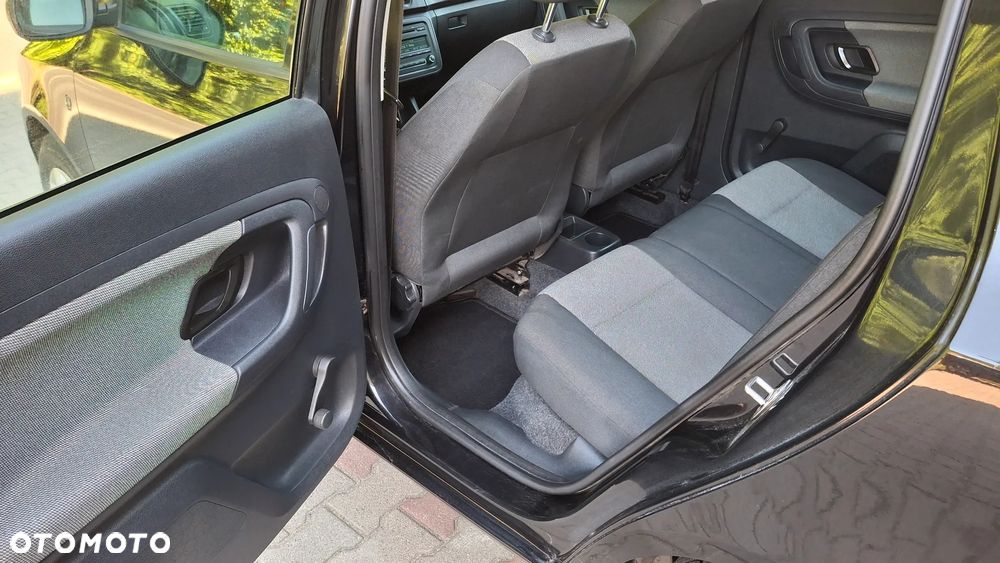 Skoda Fabia 1.2 HTP Ambiente - 13