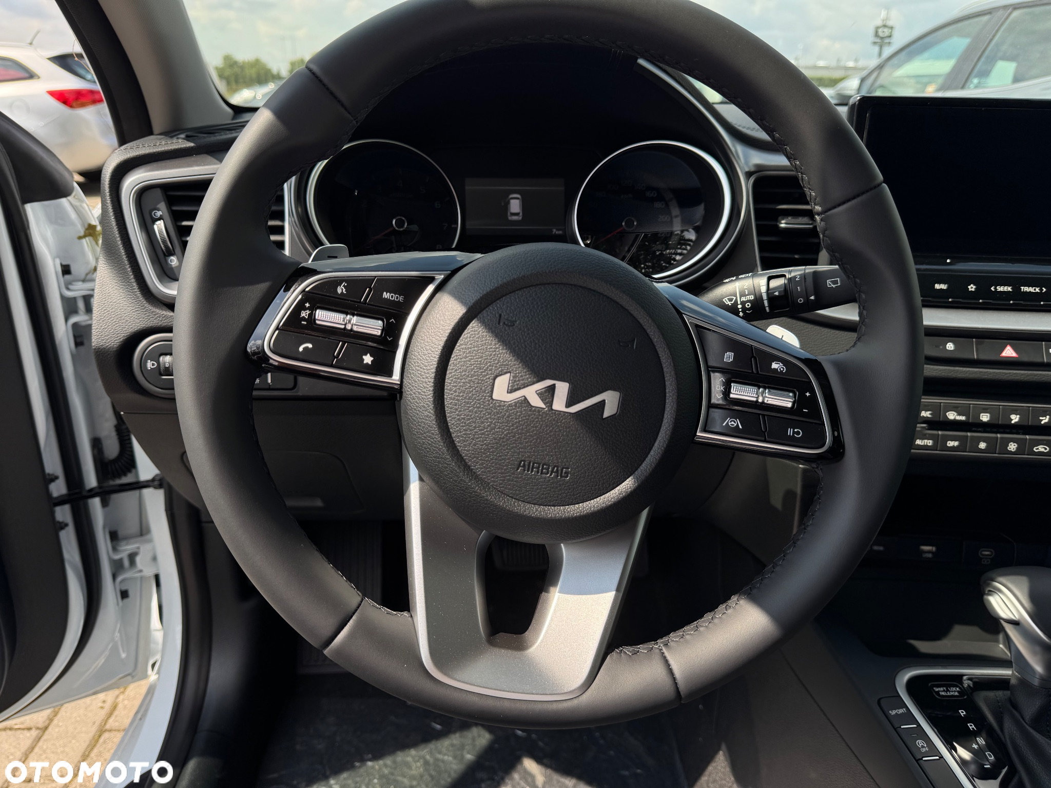Kia Ceed 1.5 T-GDI M DCT - 6