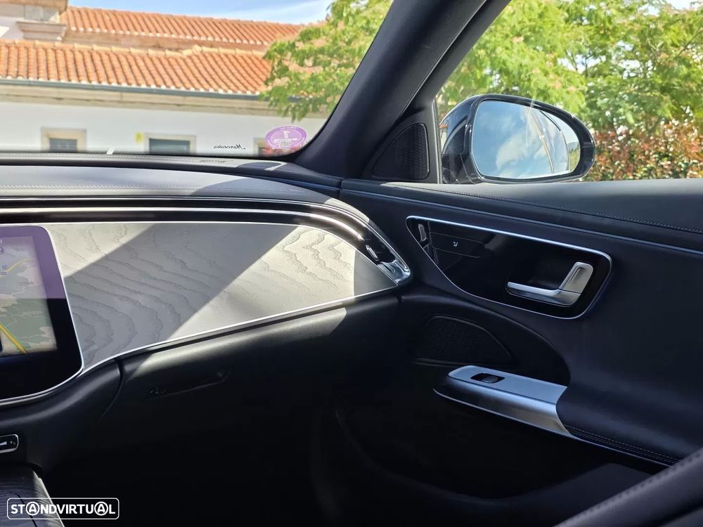 Mercedes-Benz E 300 - 21