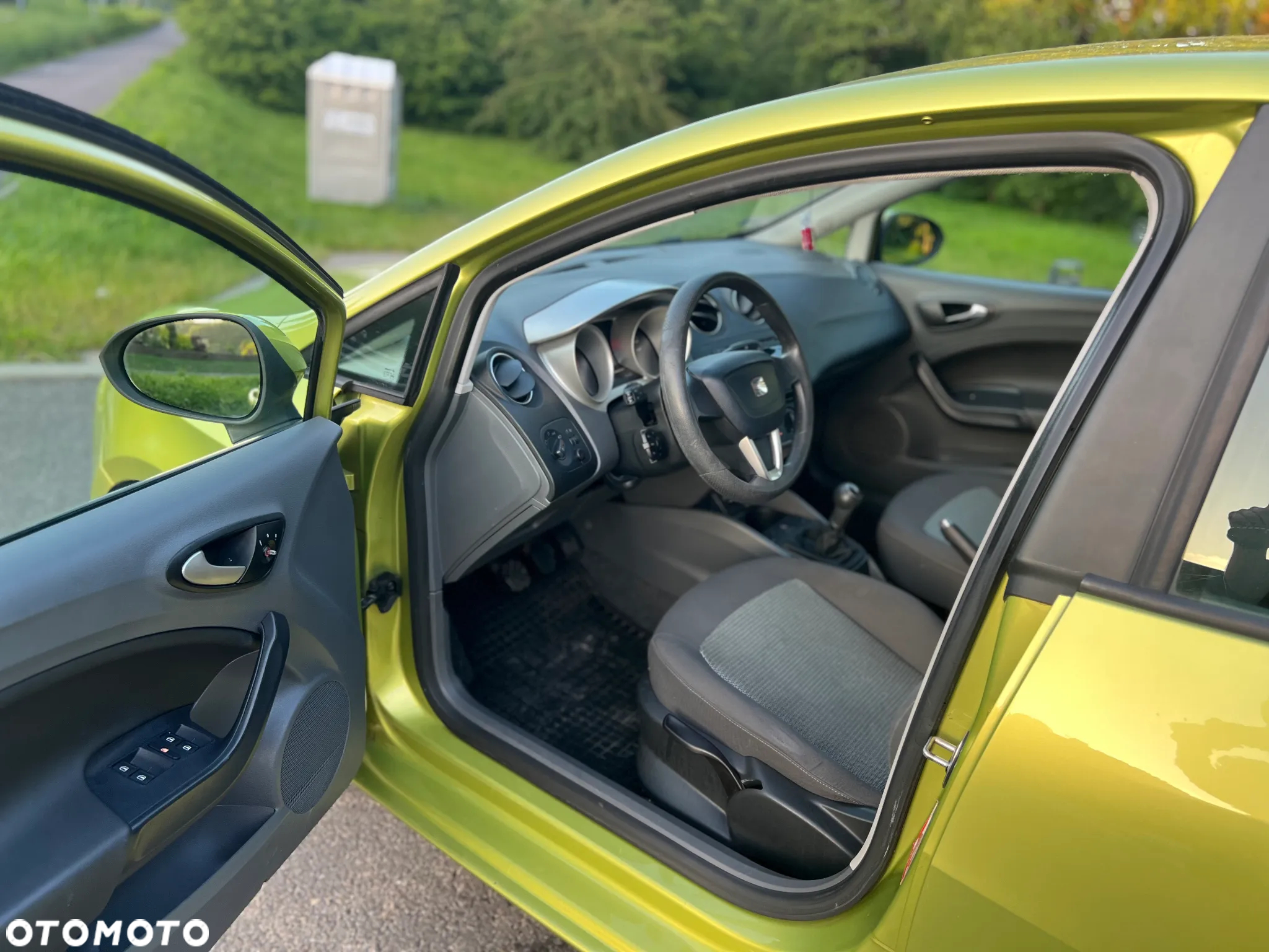 Seat Ibiza 1.4 16V Reference - 9
