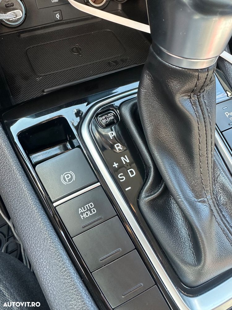 Hyundai IONIQ Hybrid 141CP Exclusive - 12