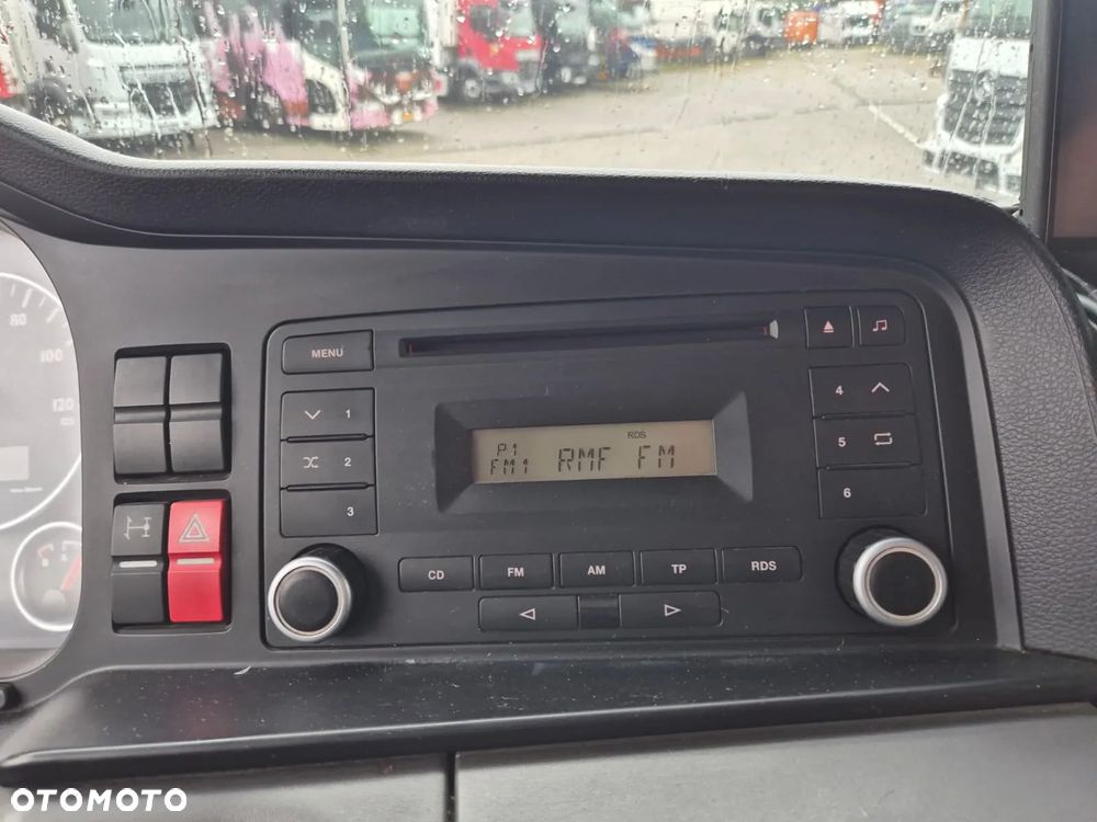 MAN TGS 18.360 / CYSTERNA / PALIWA + OLEJE / ADR / EURO 5 / 11M3 / 3 KOMORY / KABINA SYPIALNIANA / 1WŁ - 35