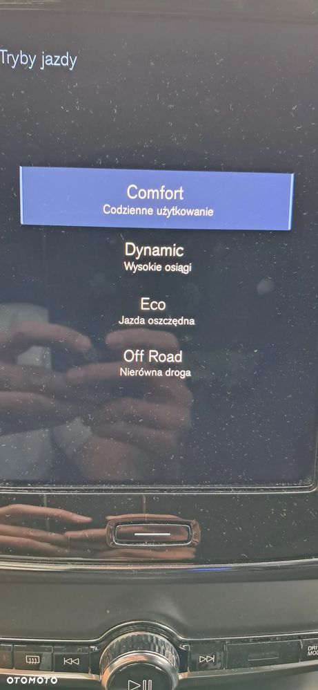 Volvo XC 40 D3 AWD Momentum Pro - 25