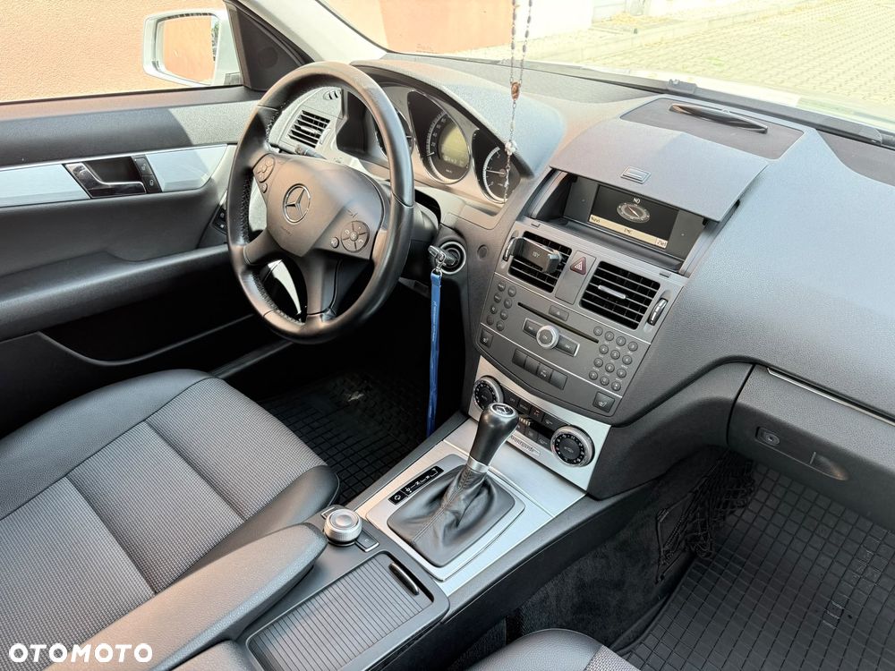 Mercedes-Benz Klasa C 250 CDI DPF Automatik BlueEFFICIENCY Avantgarde - 15