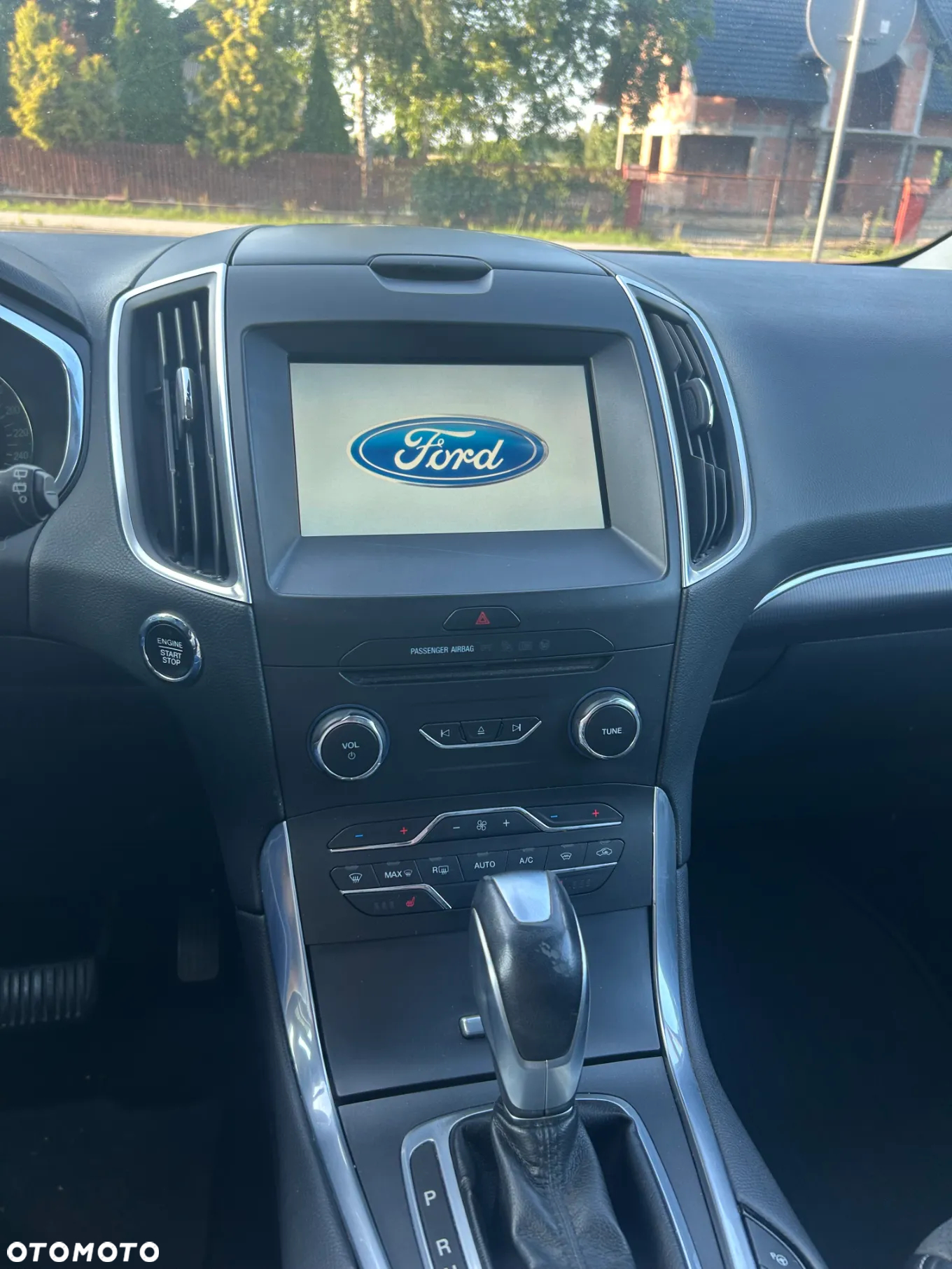 Ford Galaxy - 15