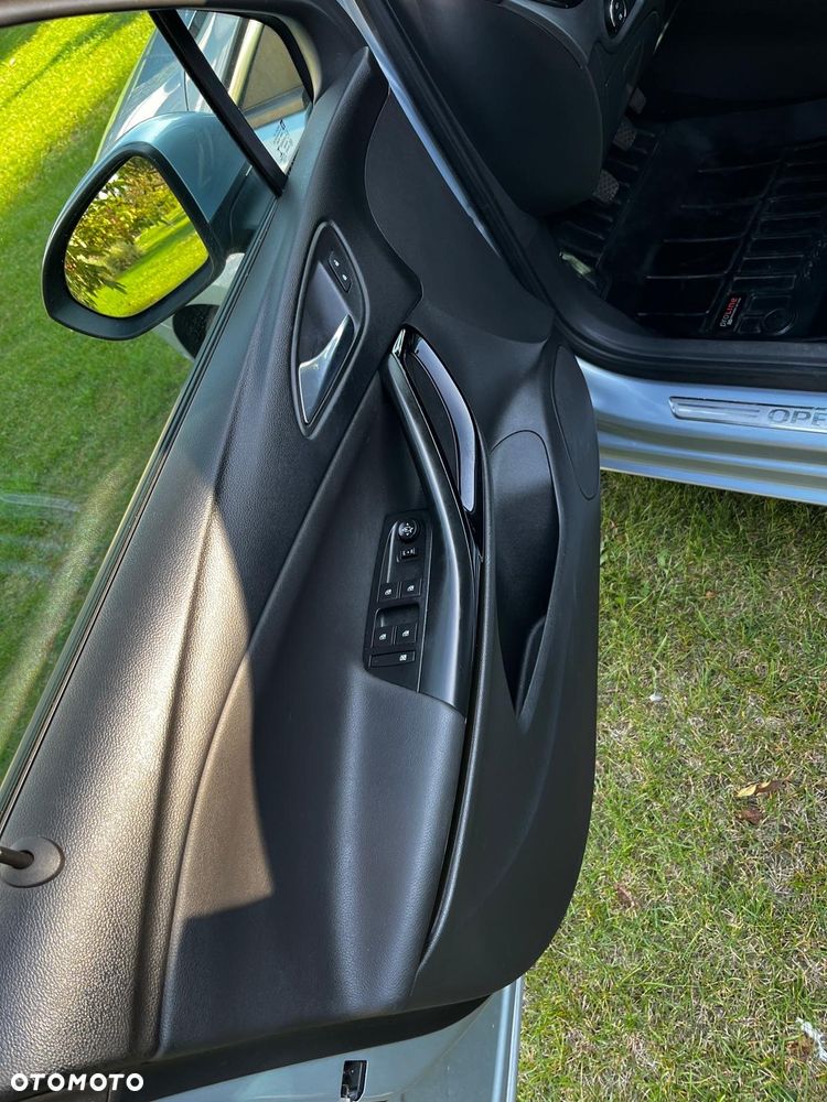Opel Astra - 25