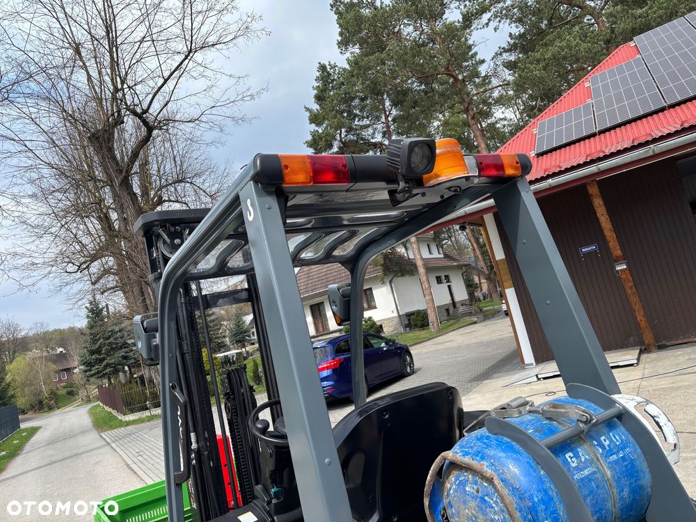 Toyota wózek widłowy 8FGF18 GWARANCJA LPG triplex OBROTNICA 49990 NETTO - 10