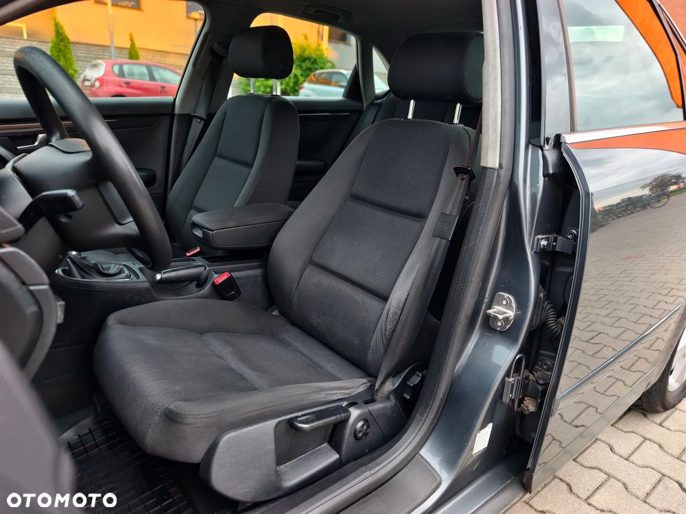 Audi A4 Limousine 2 - 7