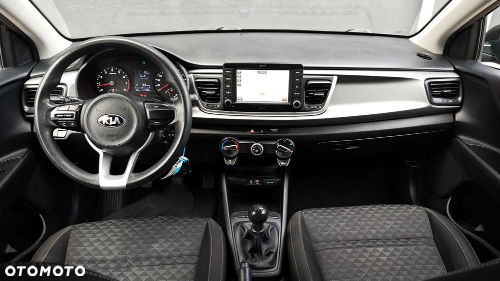 Kia Rio 1.2 M - 8