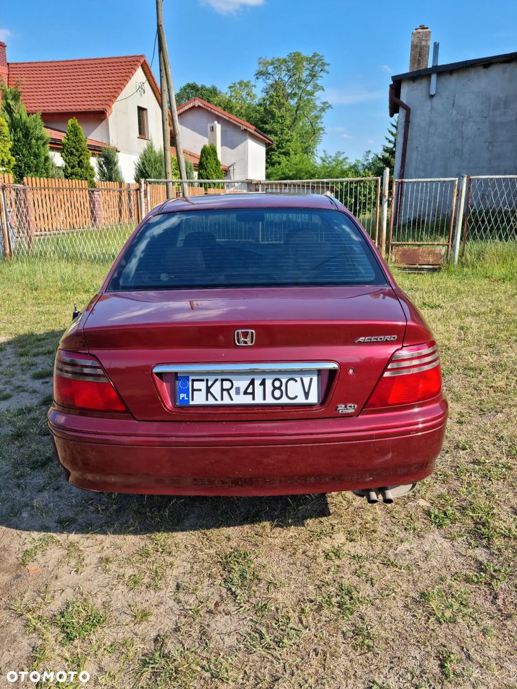 Honda Accord - 2