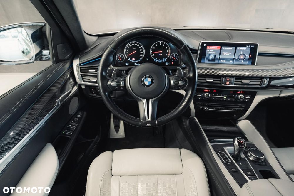 BMW X6M - 12