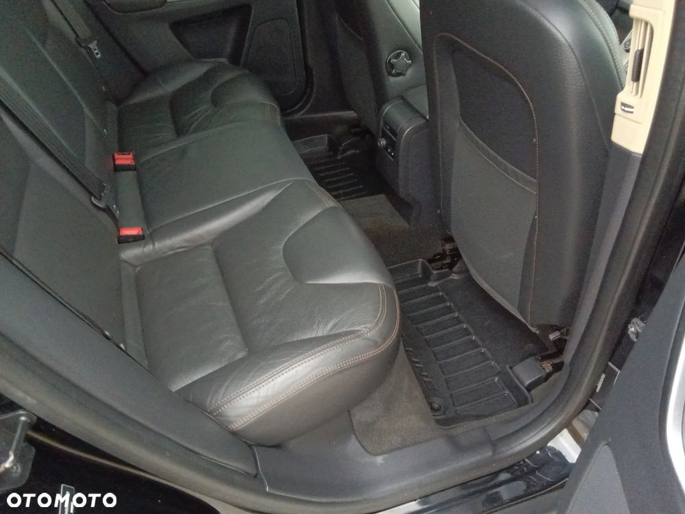 Volvo XC 60 3.2 AWD - 14