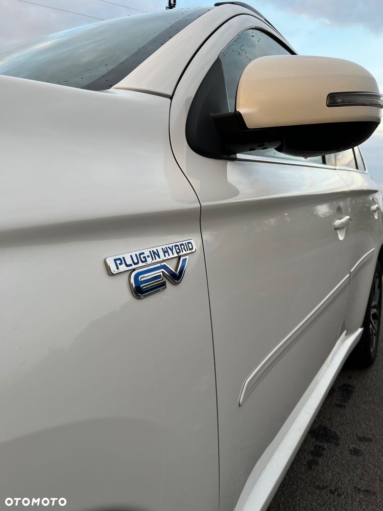 Mitsubishi Outlander PHEV Instyle NAVI - 9