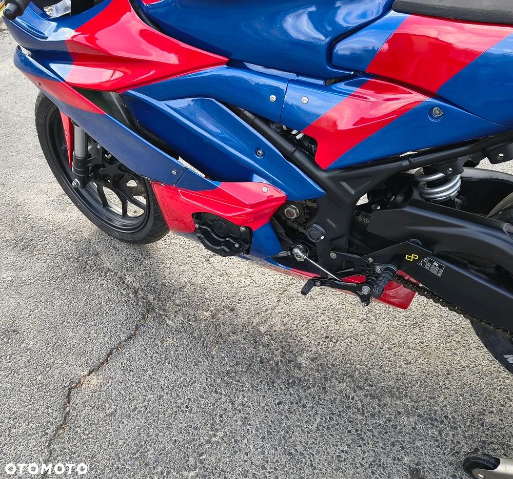 Yamaha R3 - 7