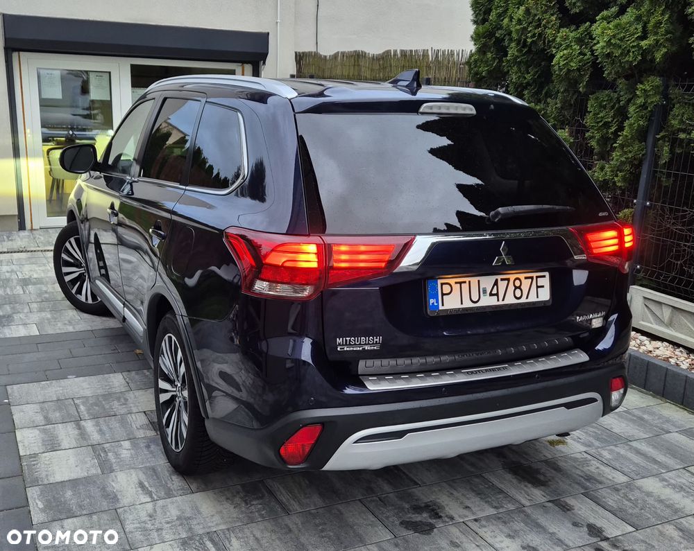 Mitsubishi Outlander 2.0 Intense + SDA 4WD CVT - 15