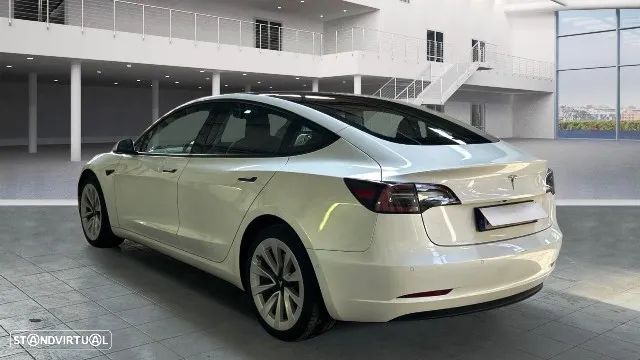 Tesla Model 3 Standard Range Plus RWD - 4