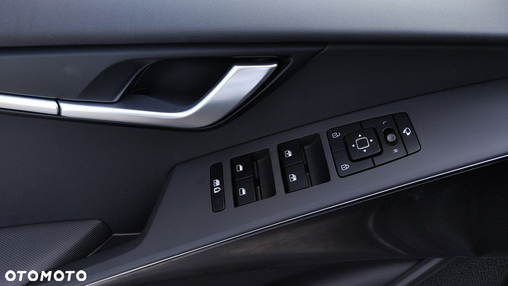 Kia Niro - 8