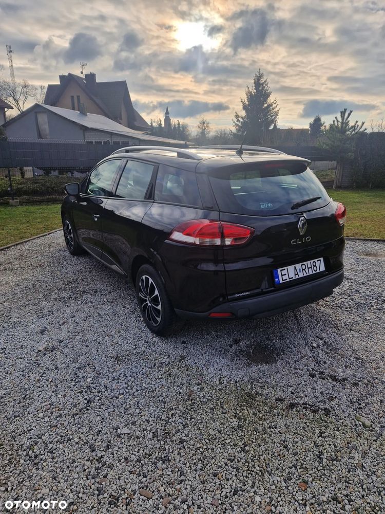 Renault Clio 1.2 16V 75 Experience - 4