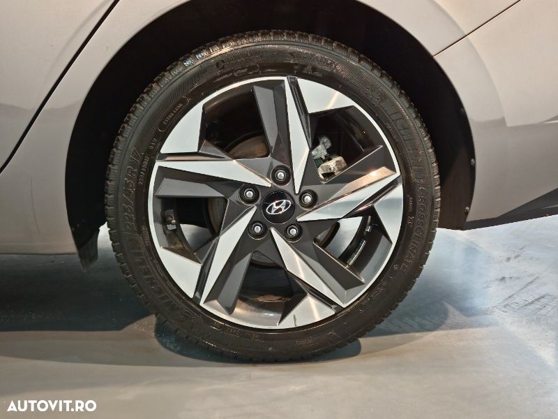 Hyundai Elantra 1.6 l 123 CP CVT Exclusive - 7