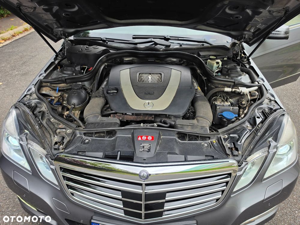Mercedes-Benz Klasa E 350 4Matic 7G-TRONIC - 20