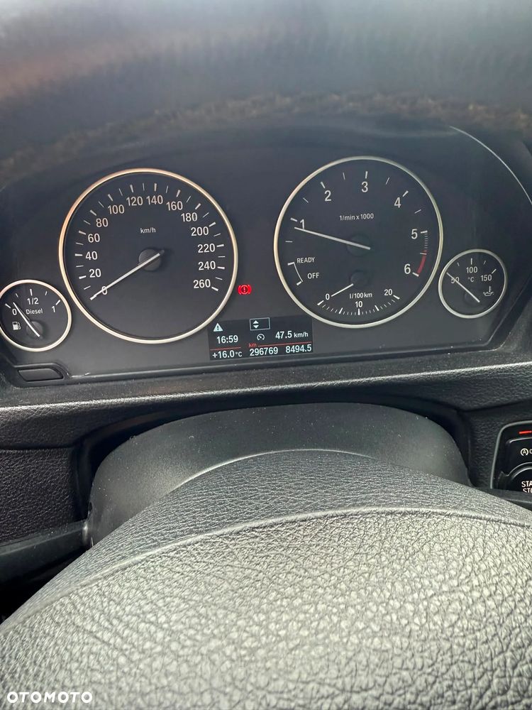 BMW Seria 3 318d - 9