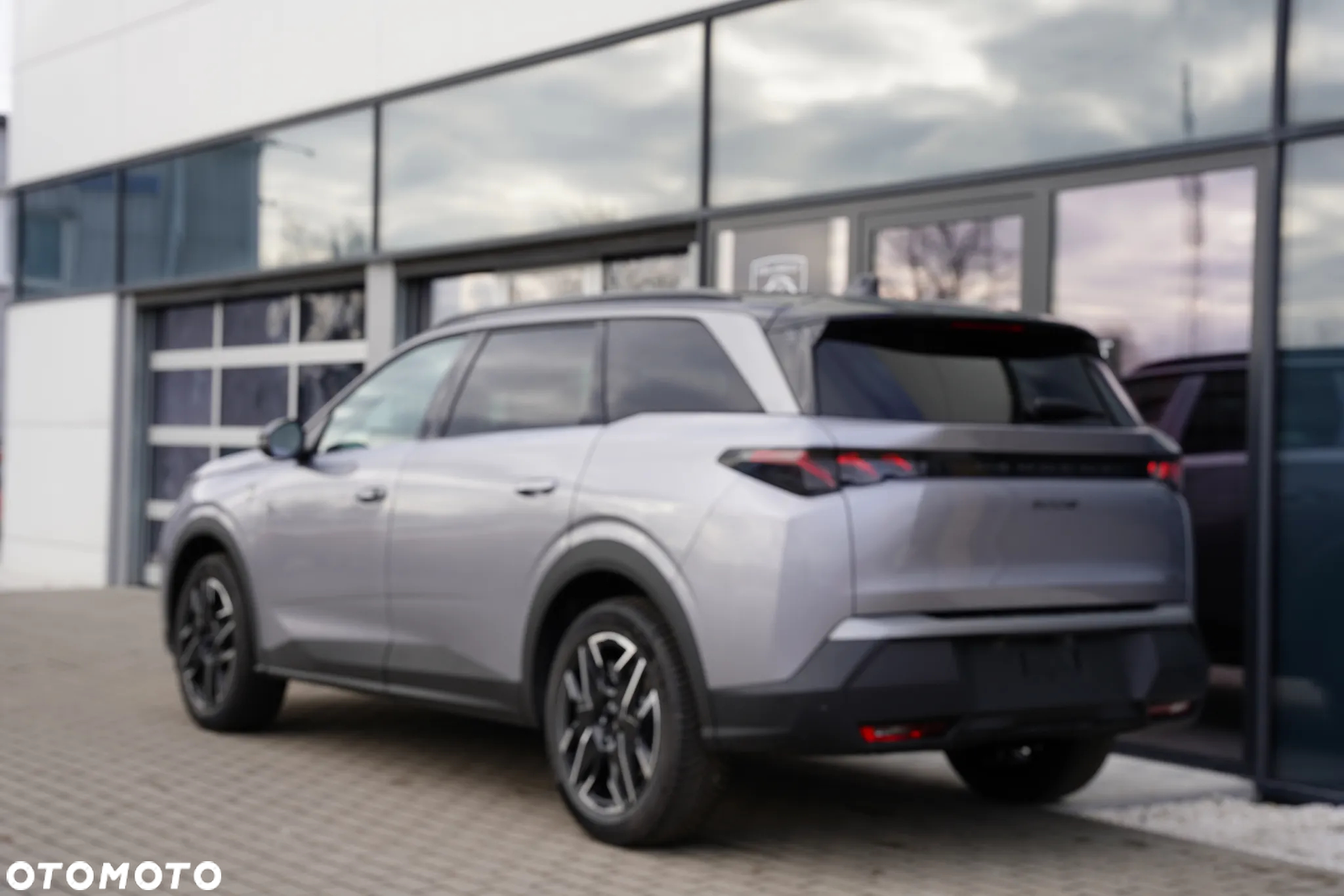 Peugeot 5008 - 3