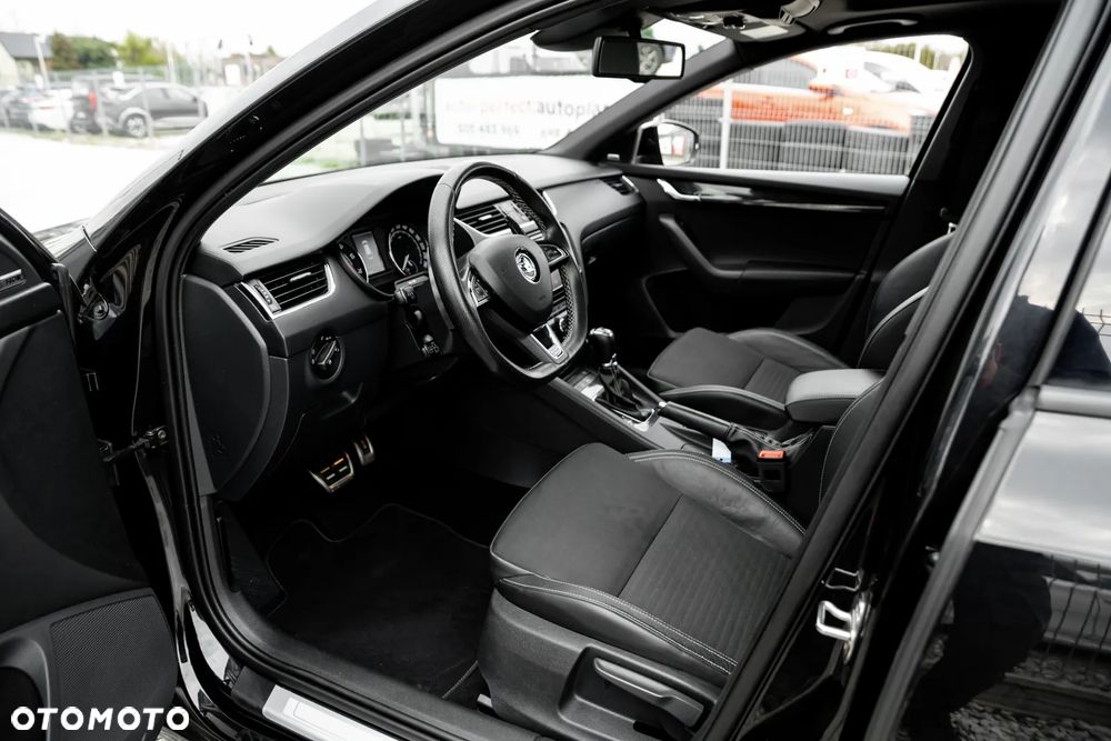 Skoda Octavia 2.0 TSI (Green tec) DSG RS - 18