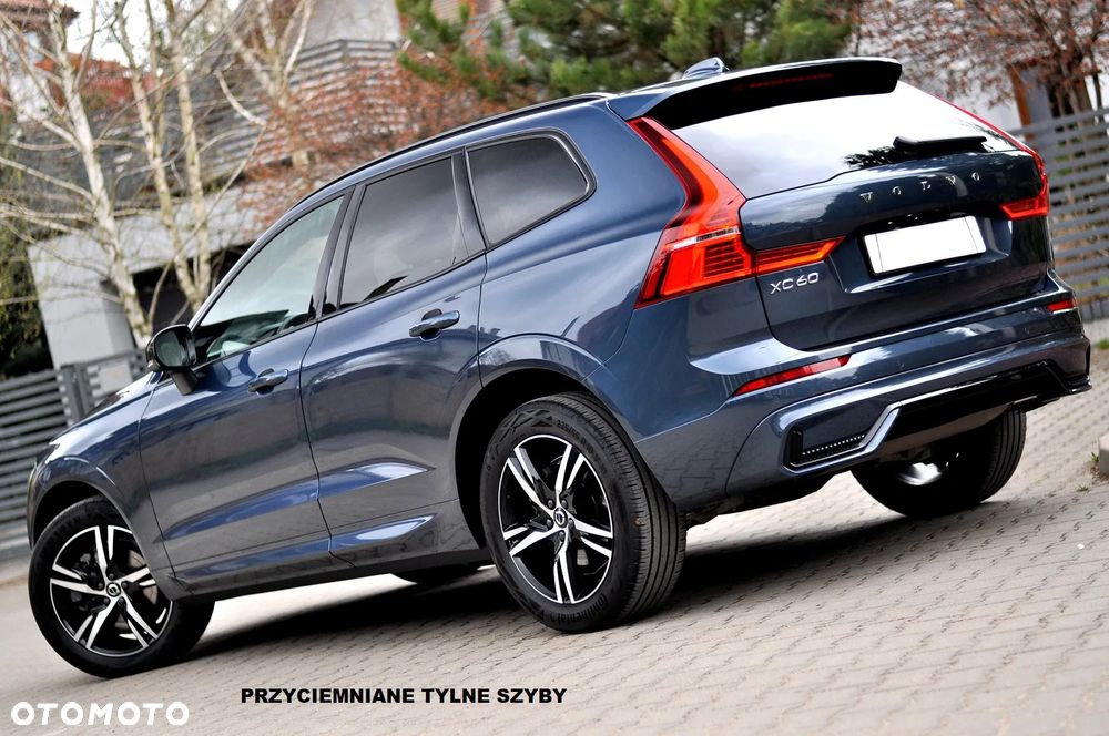 Volvo XC 60 B4 D Plus Dark - 12