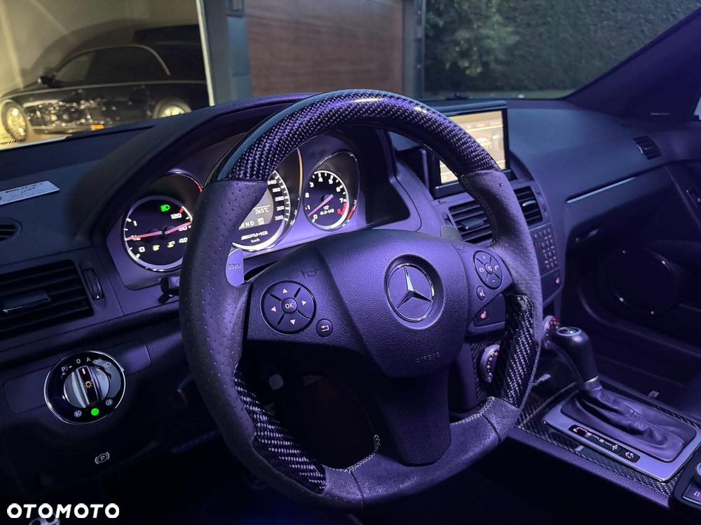 Mercedes-Benz Klasa C 63 AMG 7G-TRONIC Performance Plus SPORT EDITION - 8