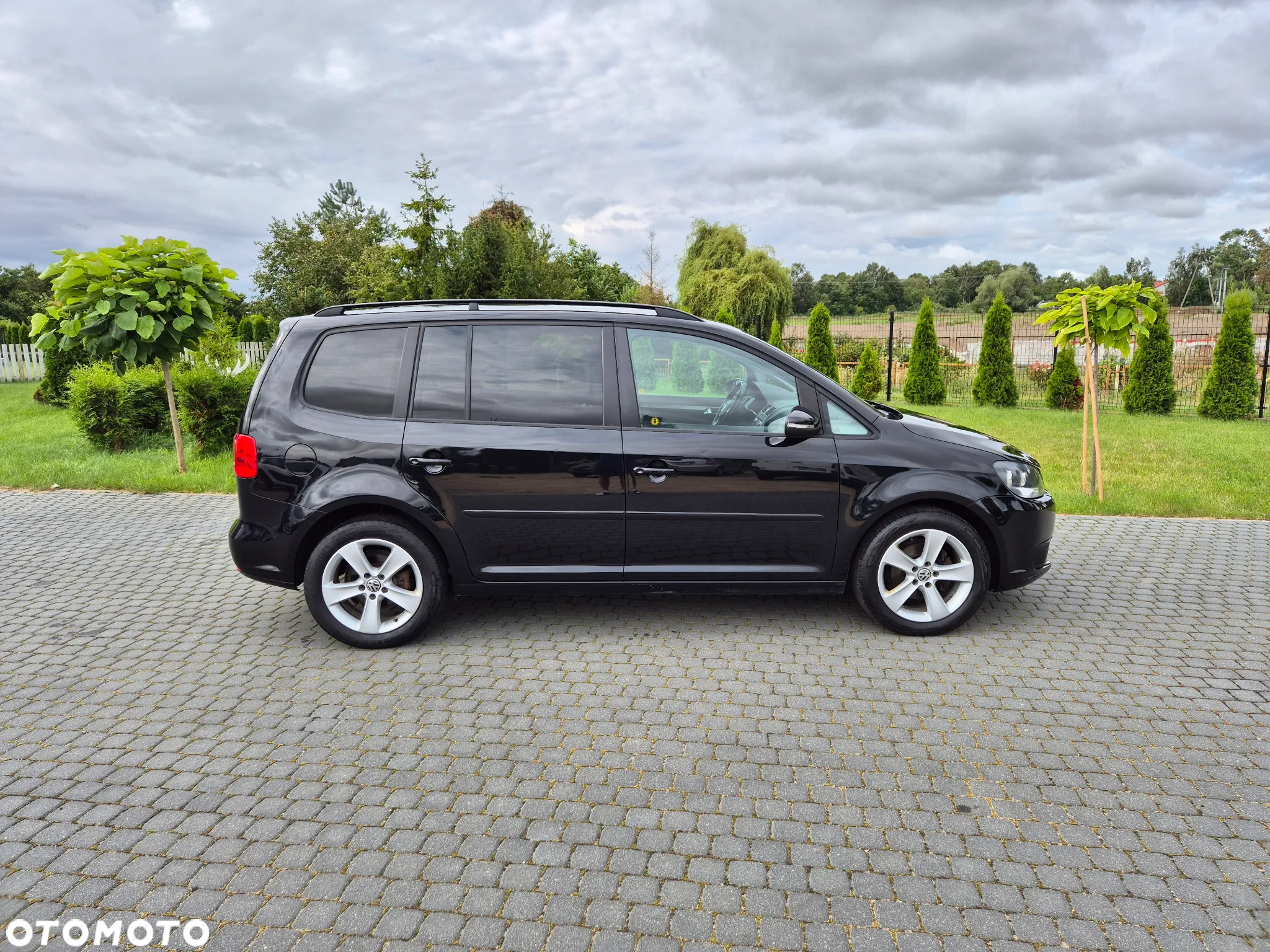 Volkswagen Touran 1.4 TSI STYLE - 24