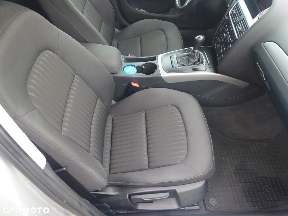 Audi A4 Limousine - 11