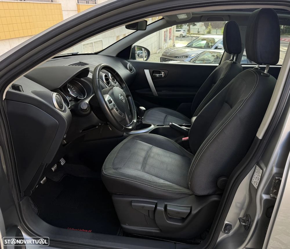 Nissan Qashqai 1.5 dCi Tekna Premium 17 - 14