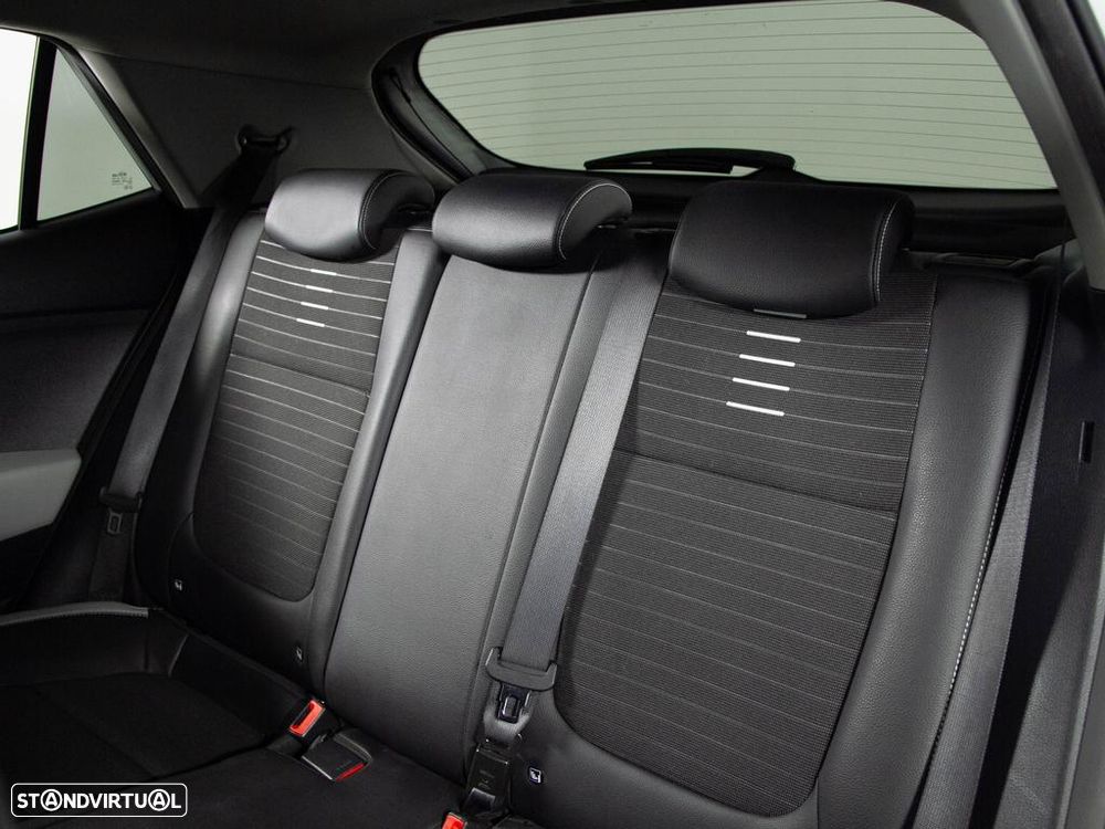 Kia Stonic 1.0 T-GDI TX 7DCT - 8