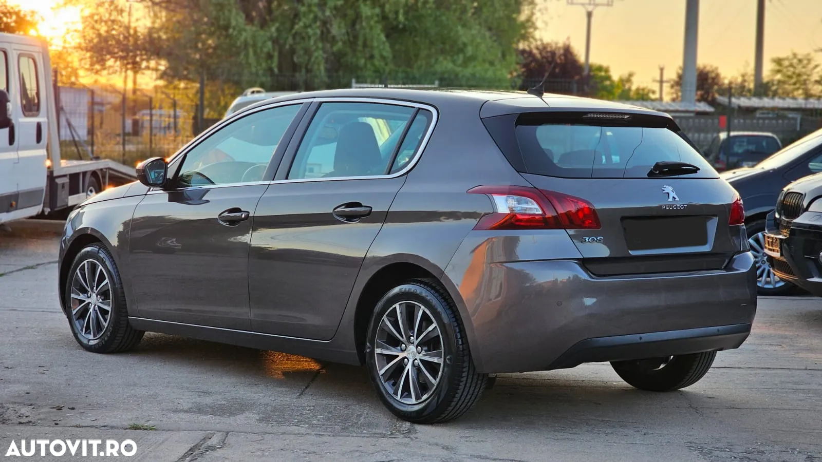 Peugeot 308 - 4