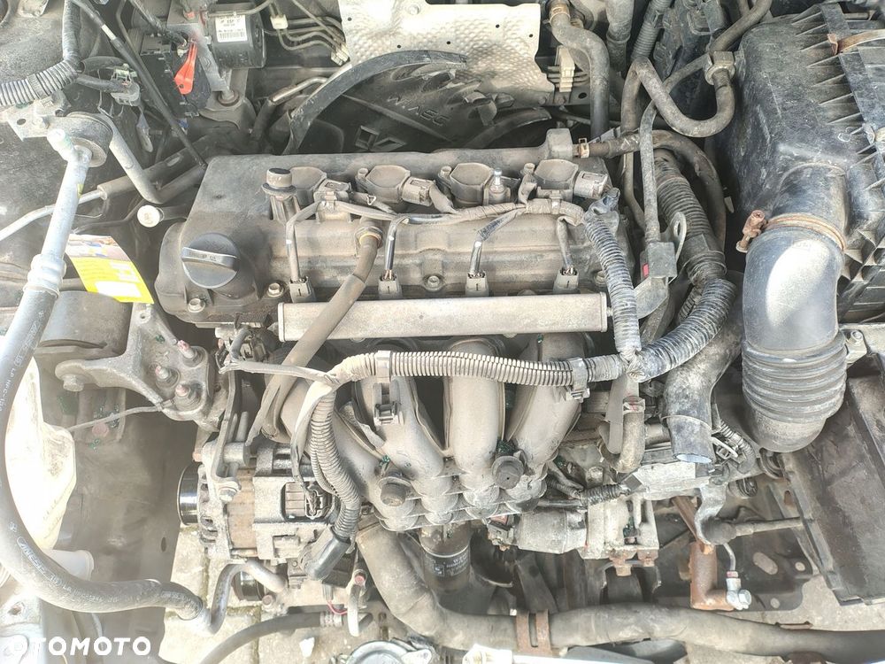MITSUBISHI LANCER VIII SPORTBACK 1.6B SILNIK GOŁY SŁUPEK 4A94 - 1