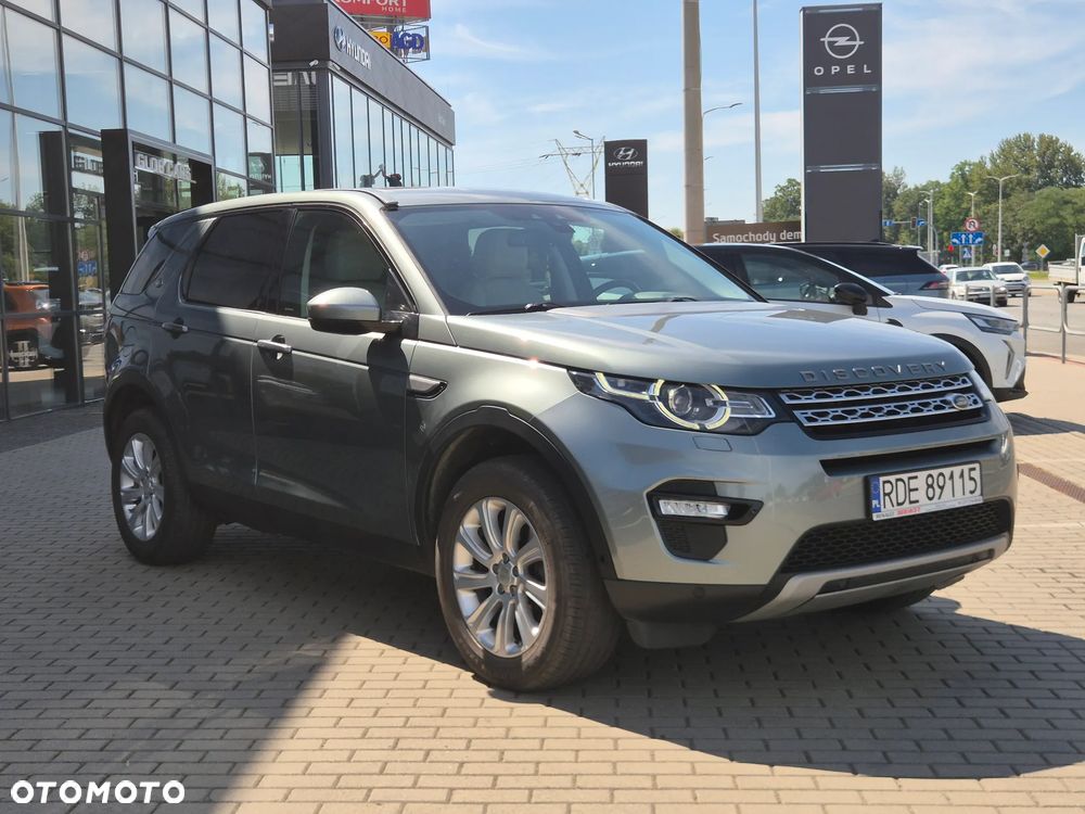 Land Rover Discovery Sport - 8