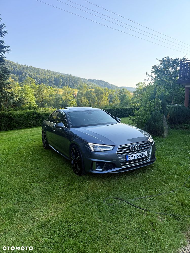 Audi A4 Limousine 2.0 TFSI quattro S tronic sport - 4
