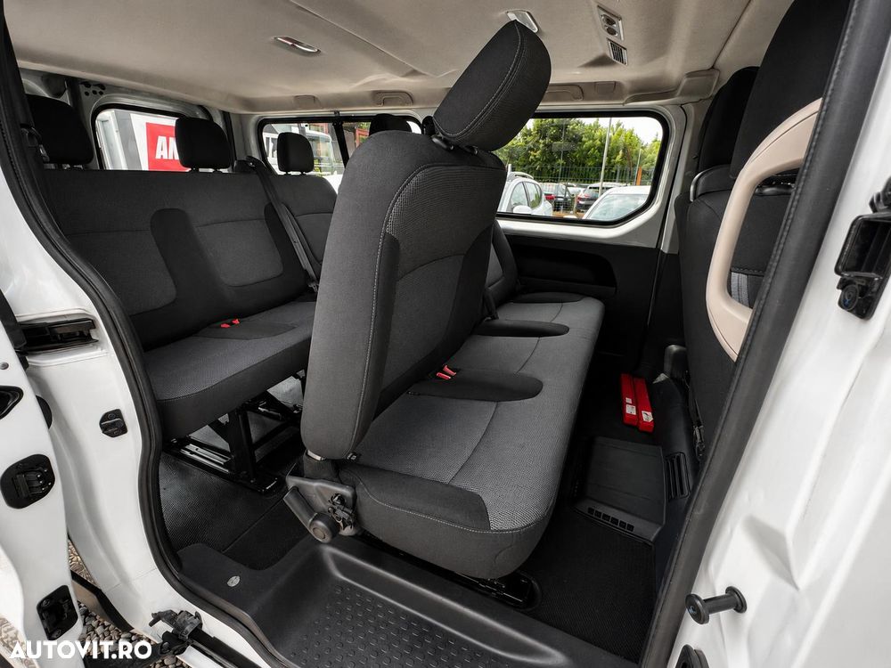 Renault Trafic - 12