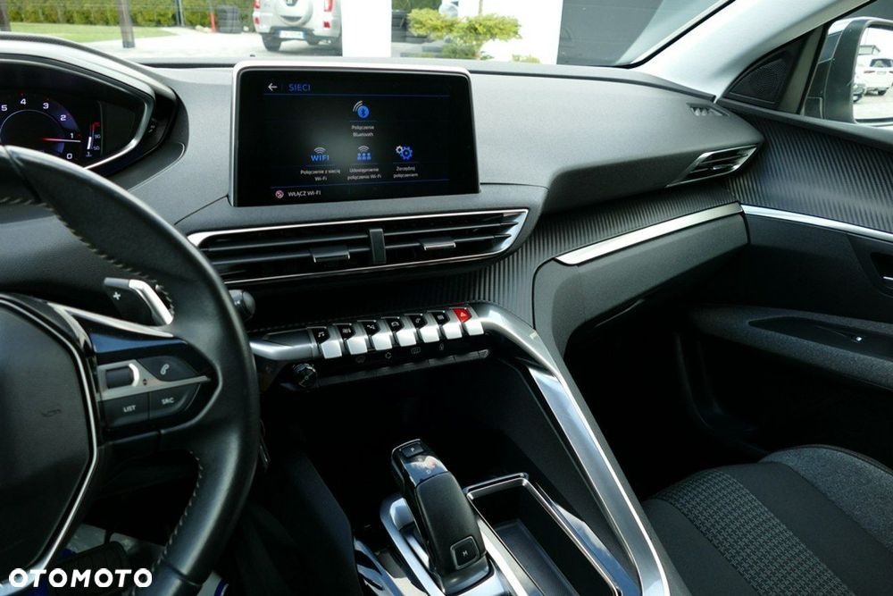 Peugeot 3008 1.2 PureTech Active Pack S&S EAT8 - 31