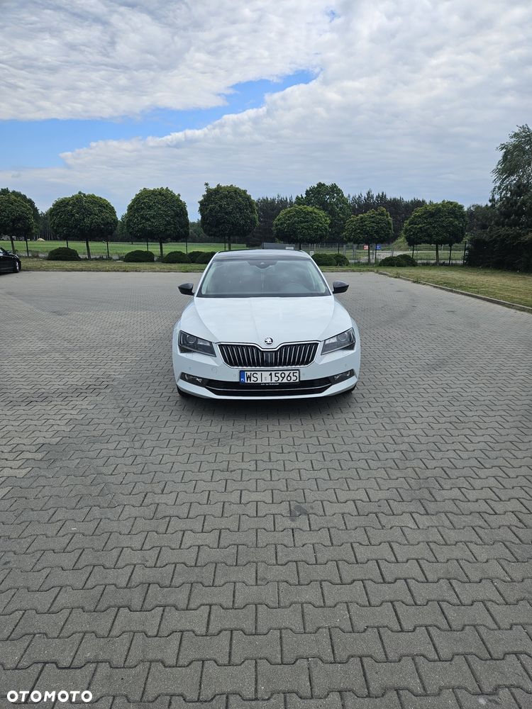 Skoda Superb 1.8 TSI L&K DSG - 2