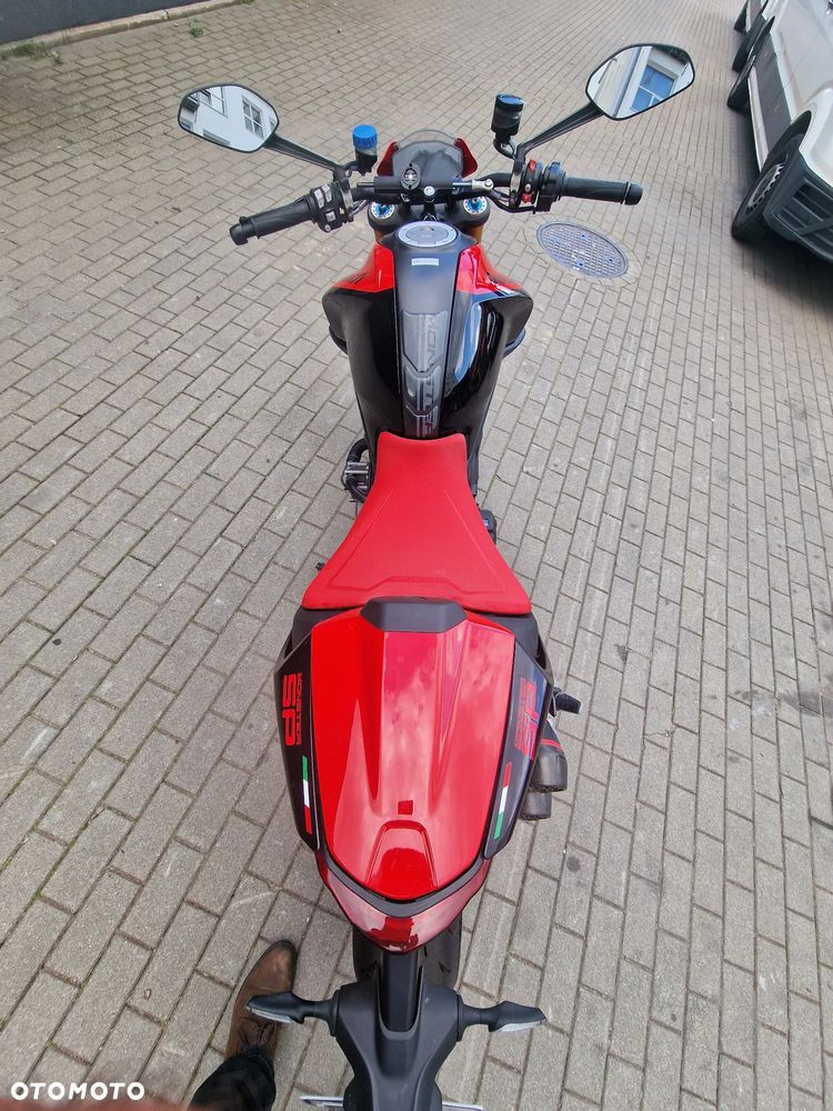 Ducati Monster - 12