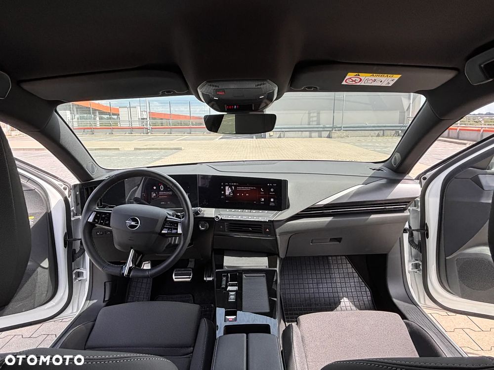 Opel Astra 1.2 T GS S&S - 20