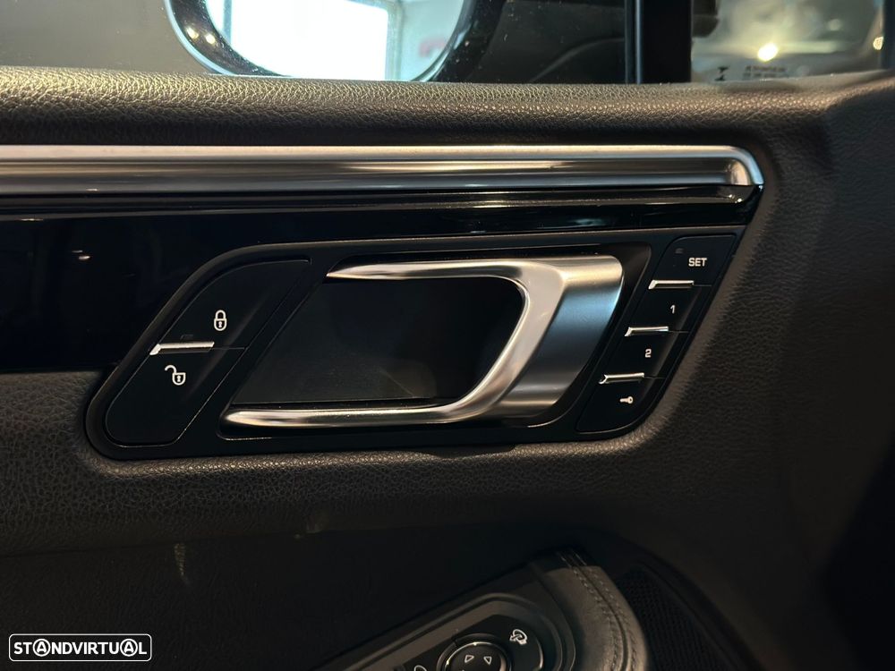 Porsche Macan S - 10