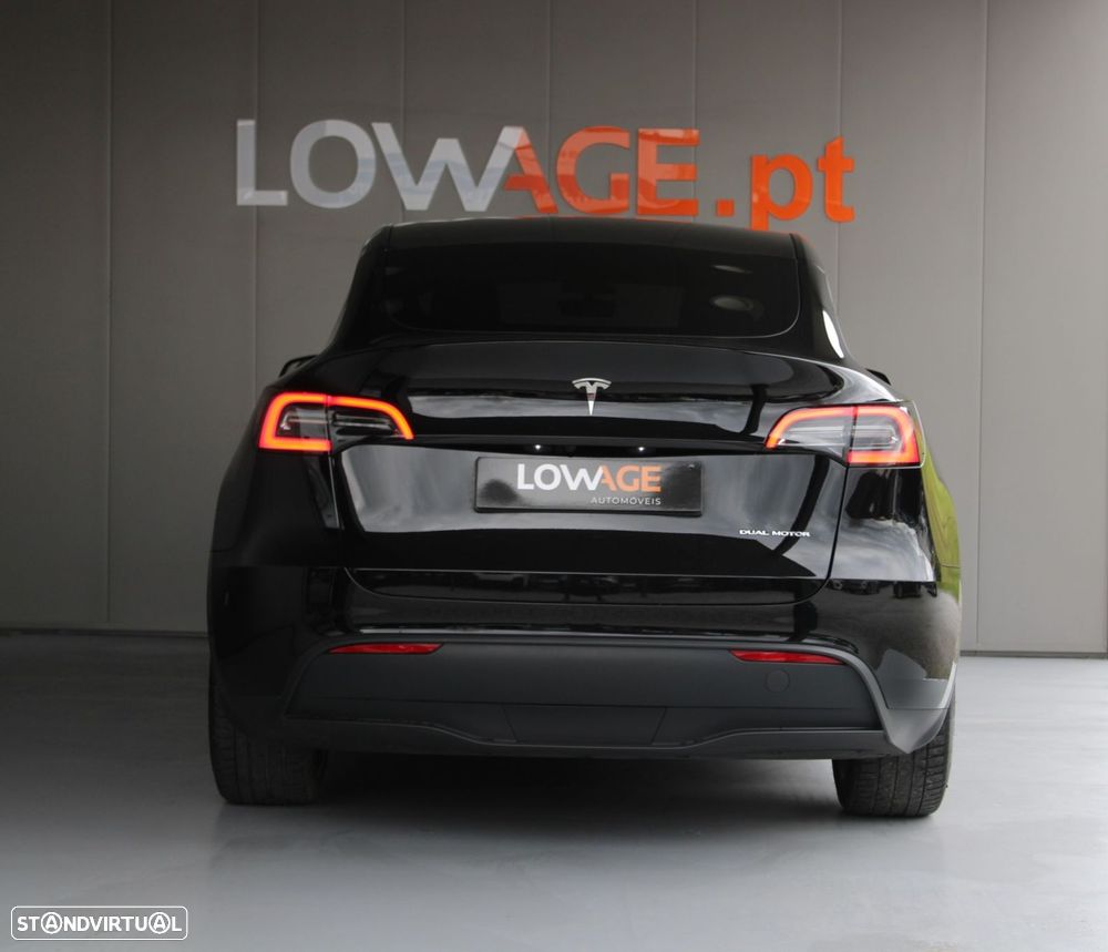 Tesla Model Y Long Range Dual Motor AWD - 30
