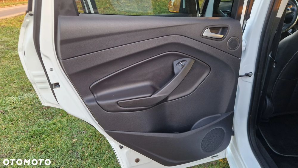 Ford Kuga 2.0 TDCi 4x4 Titanium - 23