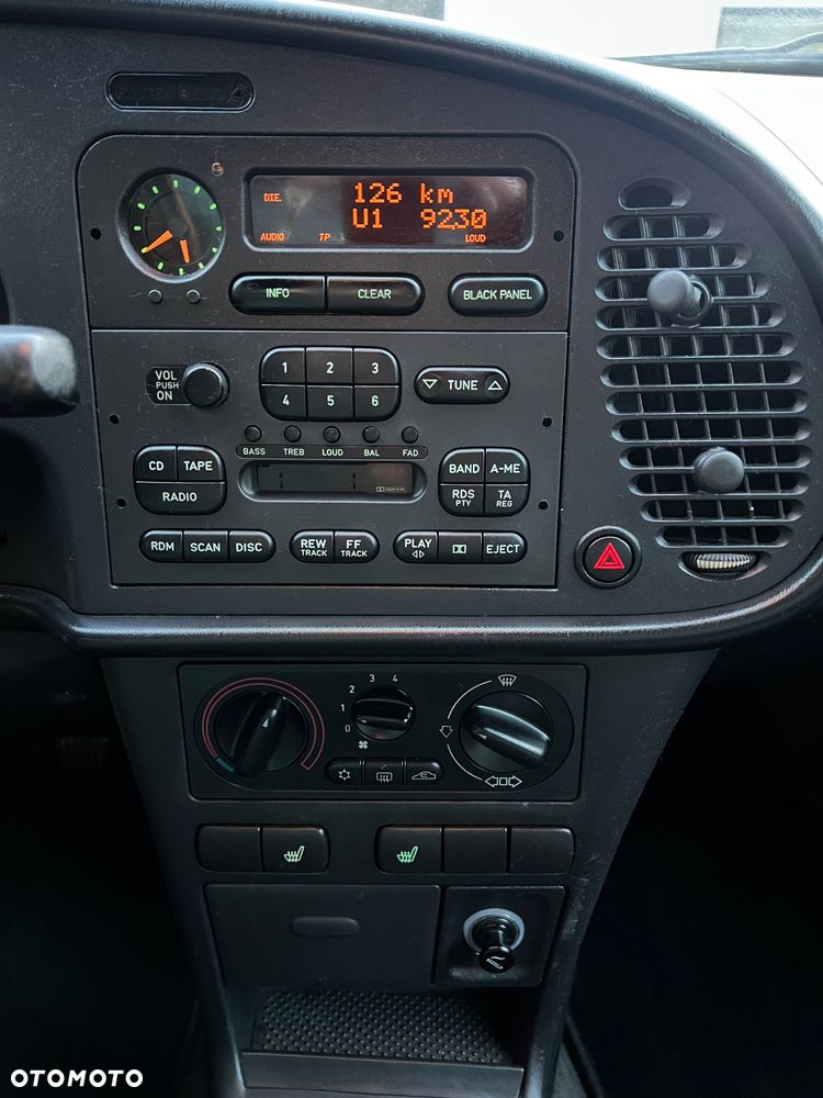 Saab 900 2.3 SE - 15
