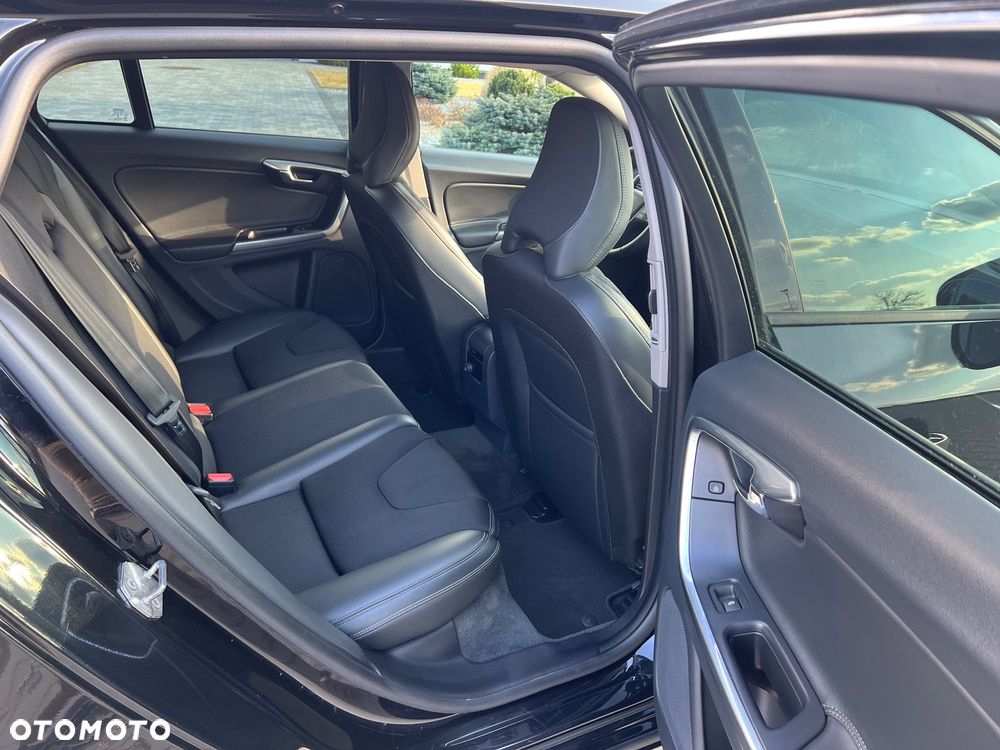 Volvo V60 - 17